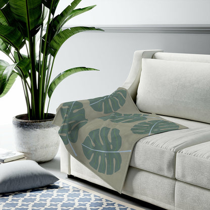 Abstract Leaves Green Plush Blanket Throw | Throw Blankets & Linens