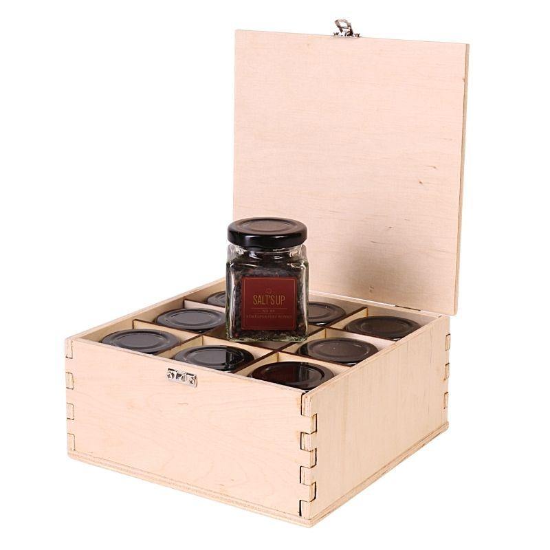 Wooden gift box with 9 gourmet salts and peppers