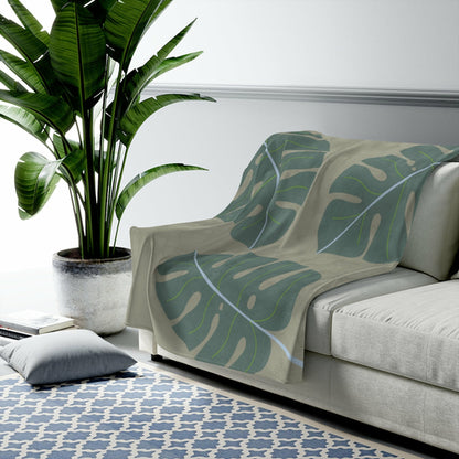 Abstract Leaves Green Plush Blanket Throw | Throw Blankets & Linens