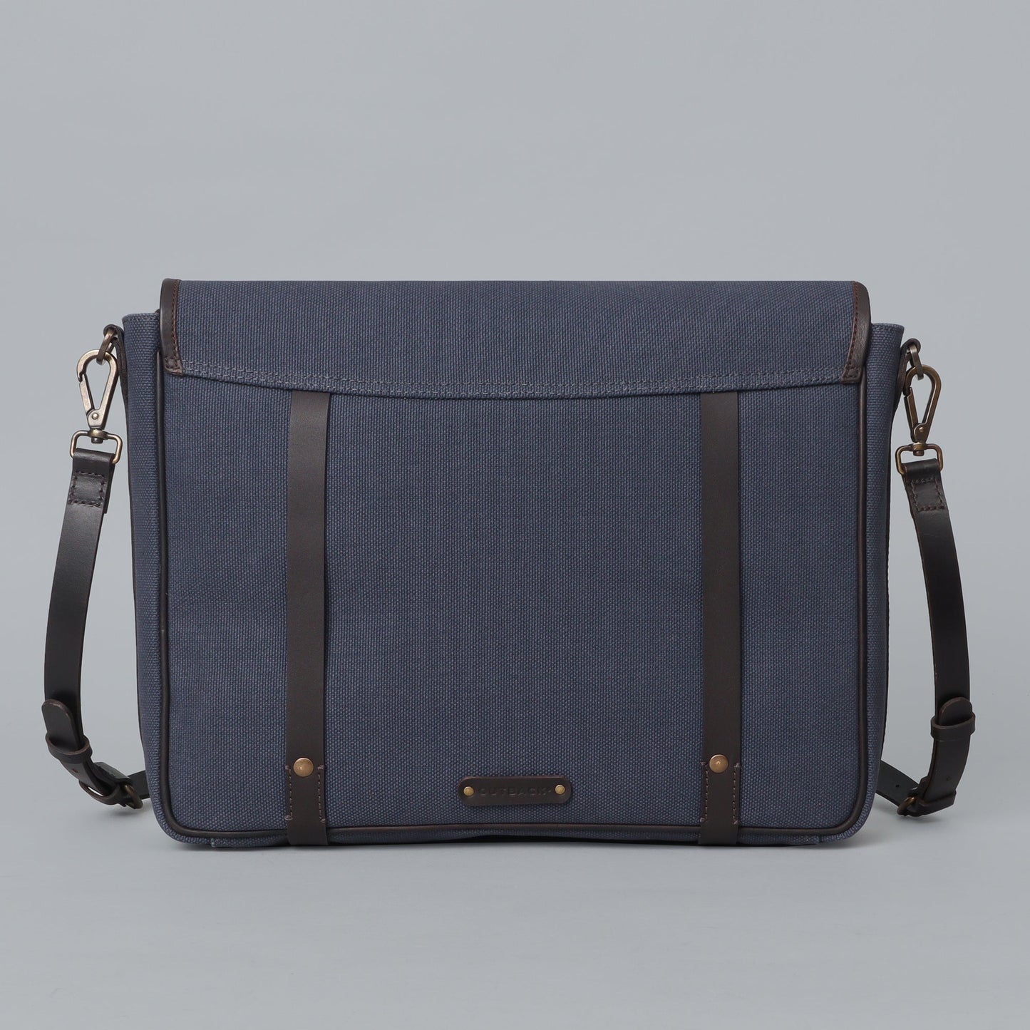 Oslo Canvas Messenger Bag | Oslo Collection