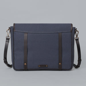 Oslo Canvas Messenger Bag | Oslo Collection