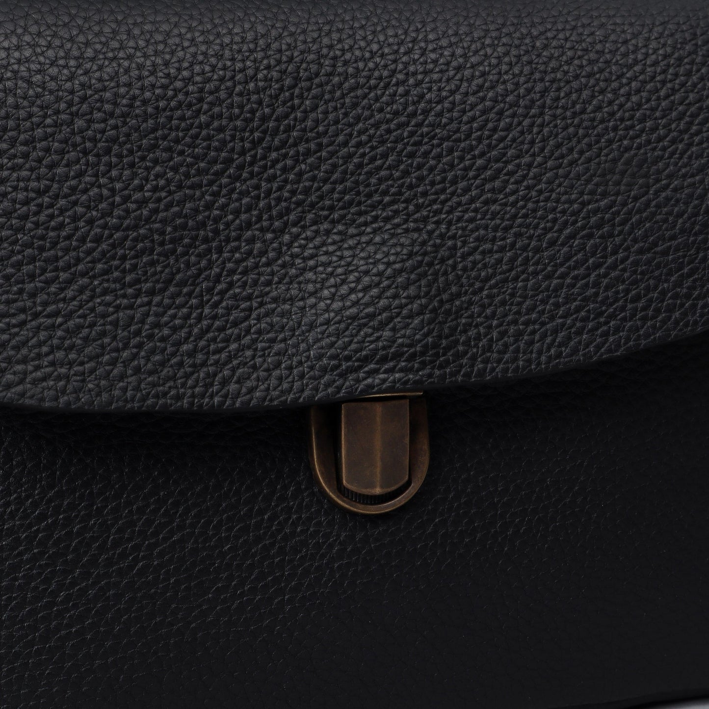 London Crossbody Bag - Black | London Collection