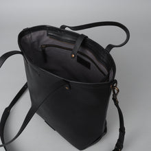 Load image into Gallery viewer, Dublin Leather Tote
