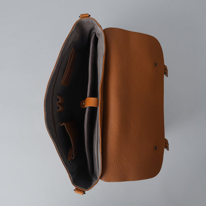 Oslo Leather Messenger Bag | Oslo Collection