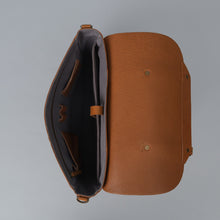 Load image into Gallery viewer, Oslo Leather Briefcase | Oslo Collection
