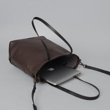 Load image into Gallery viewer, Dublin Leather Tote
