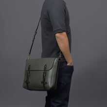 Load image into Gallery viewer, Oslo Leather Messenger Bag
