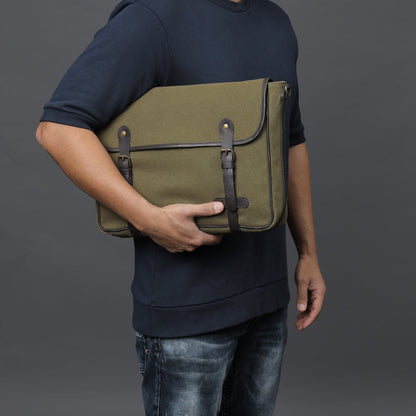 Oslo Canvas Messenger  Bag