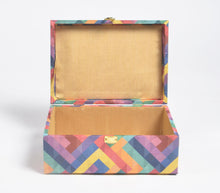 Load image into Gallery viewer, Chevron Shift Tussar Silk Jewelry Box
