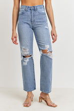 Load image into Gallery viewer, JBD HIGH WAISTED DISTRESSED LOOSE FIT JEAN
