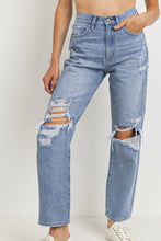 Load image into Gallery viewer, JBD HIGH WAISTED DISTRESSED LOOSE FIT JEAN
