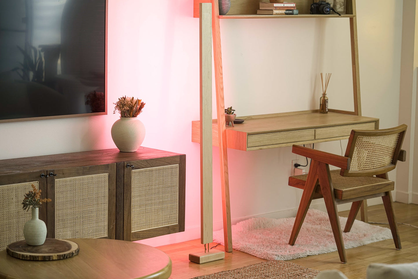 Hardwood LED Color Floor Lamp