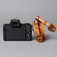 Load image into Gallery viewer, DSLR Camera Leather Strap
