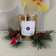 Load image into Gallery viewer, Christmas Candle | Alpine Fir | 8oz Luxe Classic Vessel
