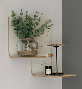 Estante J Shelf