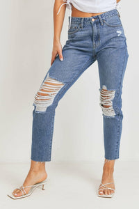 JUST USA KNEE DISTRESSED HIGH RISE STRAIGHT LEG JEAN