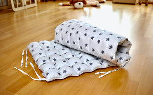 Climbing Arch / Rocker and White Star Pillow