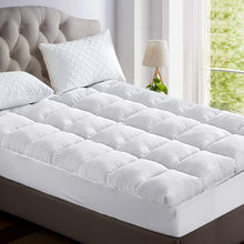 Load image into Gallery viewer, Giselle Single Mattress Topper Bamboo Fibre Pillowtop Protector
