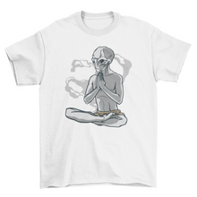 Load image into Gallery viewer, Yoga alien t-shirt d
