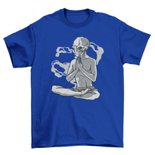 Load image into Gallery viewer, Yoga alien t-shirt d
