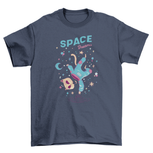 Astronaut cat floating in space t-shirt