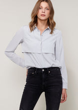 Load image into Gallery viewer, Basic Button Down Blouse
