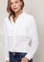 Load image into Gallery viewer, Basic Button Down Blouse
