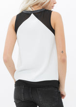 Load image into Gallery viewer, Women&#39;s Sleeveless Cut Block Zip Top
