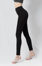 Load image into Gallery viewer, Atlanta Compass HR Coziplex™ Leggings 26&quot;
