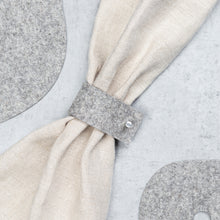 Load image into Gallery viewer, Felt napkin rings | set of 4 | gray
