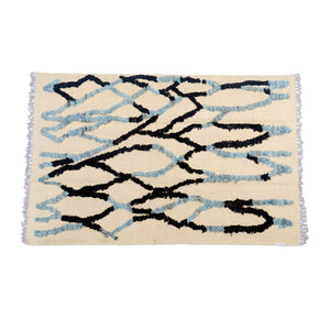 IKAT Malayta Casper Kilim Rug