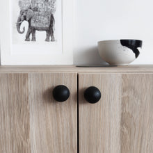 Load image into Gallery viewer, Cabinet knob ROUND | black
