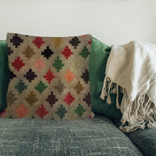 Load image into Gallery viewer, Kilim Handwoven Palm Leaf Cushion Cover
