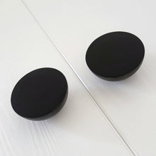 Load image into Gallery viewer, Cabinet knob ROUND FLAT | black
