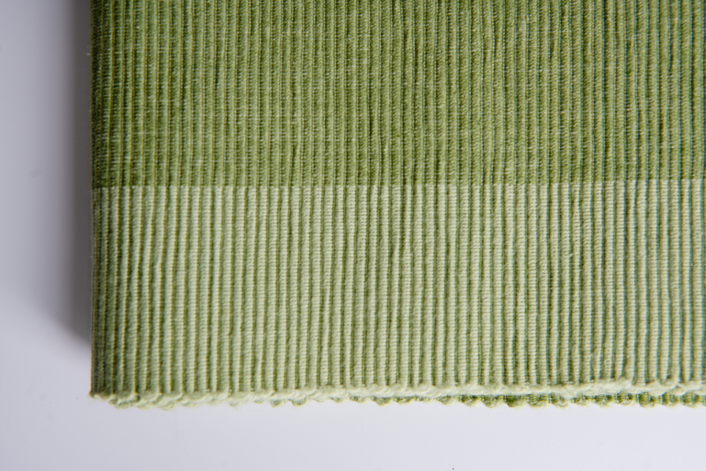 Luxury Table Runner Green - Organic Cotton & Handmade | Dining Room