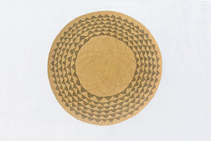 Black Triangle Mat | 4' Round | Natural Base