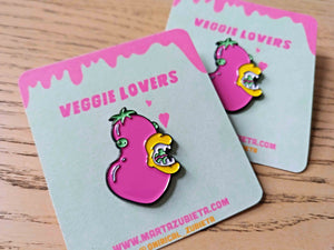 Aubergine Enamel pin