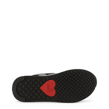 Load image into Gallery viewer, Rhinestone Heart Sneakers - Black
